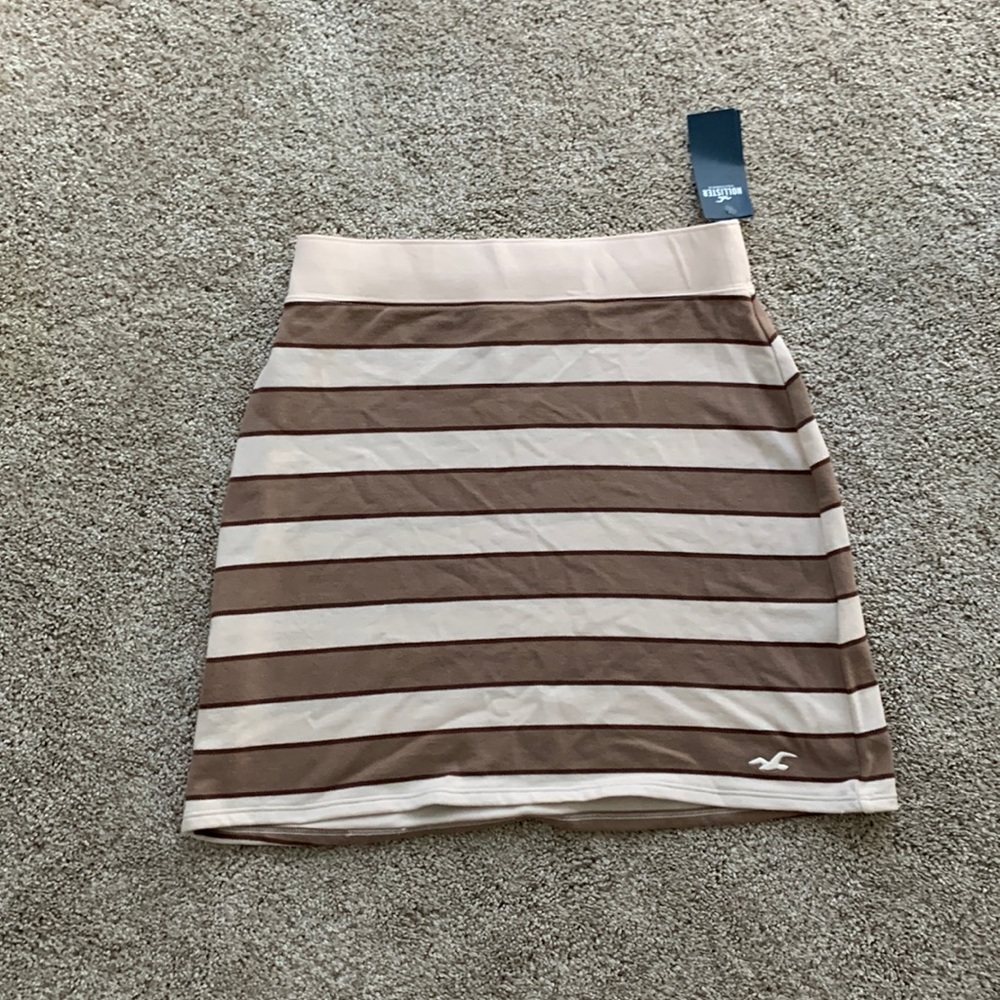 Striped brown & cream hollister skirt.